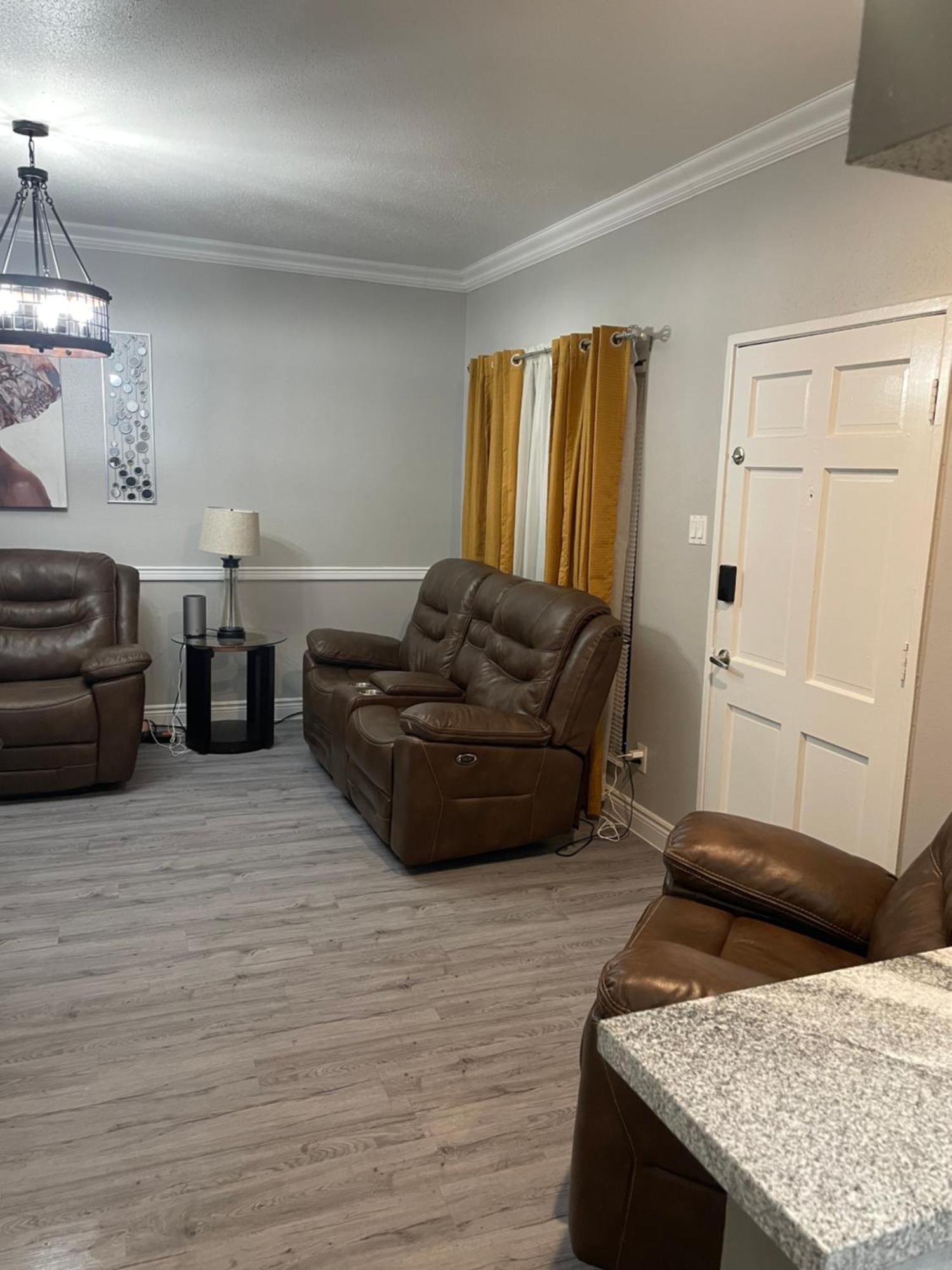 Rafeal Apartment Хюстън Екстериор снимка